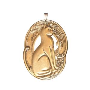 Unsigned VTG Art Nouveau Brass Cat Pendant Women's 2.75"X2"  Oval Floral Frame